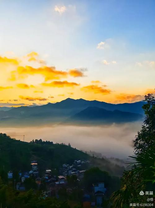 太美了啊！高空云海看美丽小镇，拨云见日见乡村仙境