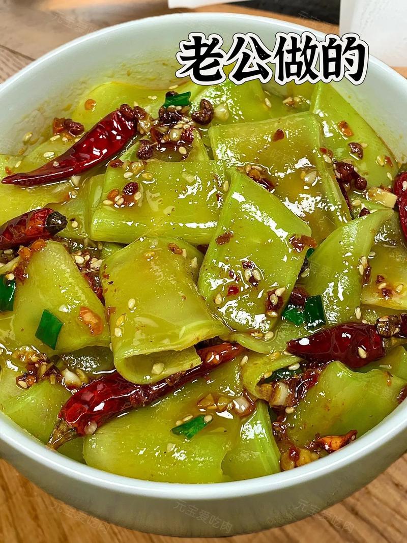 凉拌莴笋这样做，清爽解腻又低卡，夏天必备凉菜