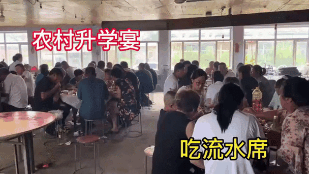 朋友帮忙干活，小伙中午安排硬菜招待，老婆说今天想喝一杯