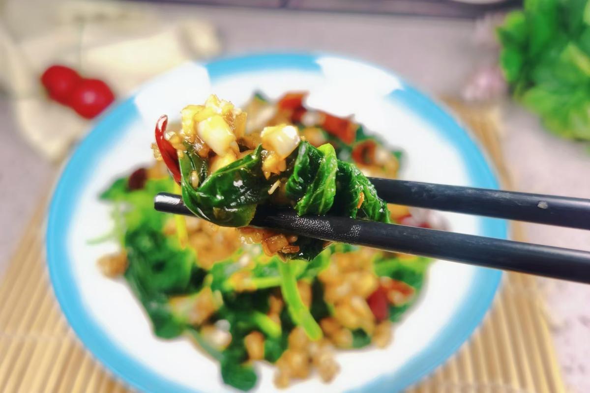 40岁后骨头变“脆”4道家常菜轮流吃，钙量是牛奶10倍！