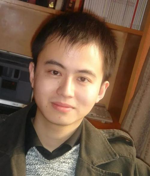 北大副教授陈昊去世，年仅42岁