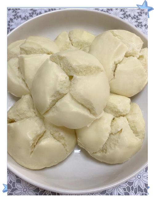 松软Q弹的开花馒头，一口咬下去超满足！