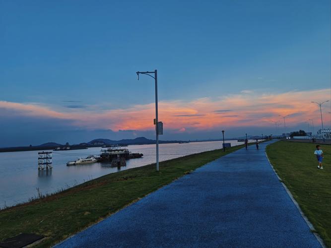 5-7月，国内11个干净的看海城市，绝美海景，暑期看海好去处