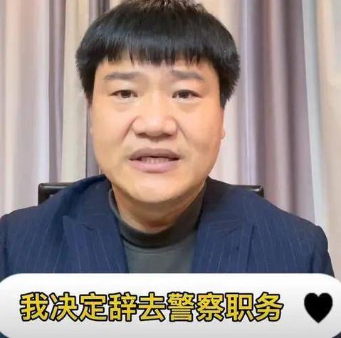 曾凭“你下载国家反诈中心APP了吗”火爆全网的反诈老陈…