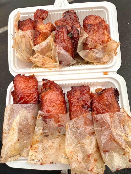 爸爸做了4天道士回家，赚了1650，下血本请客吃排骨，简直太香了