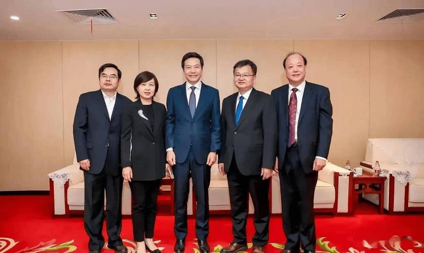 原来她就是王励勤妻子，怪不得能成国乒当家人，娶一个贤妻旺三代