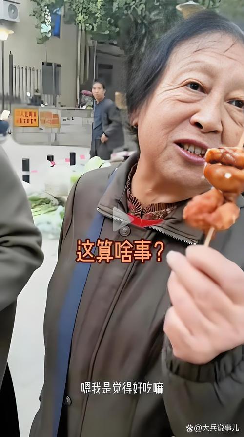 山区乡镇的土味小吃，大爷大妈吃了半辈子，好吃实惠，门庭若市